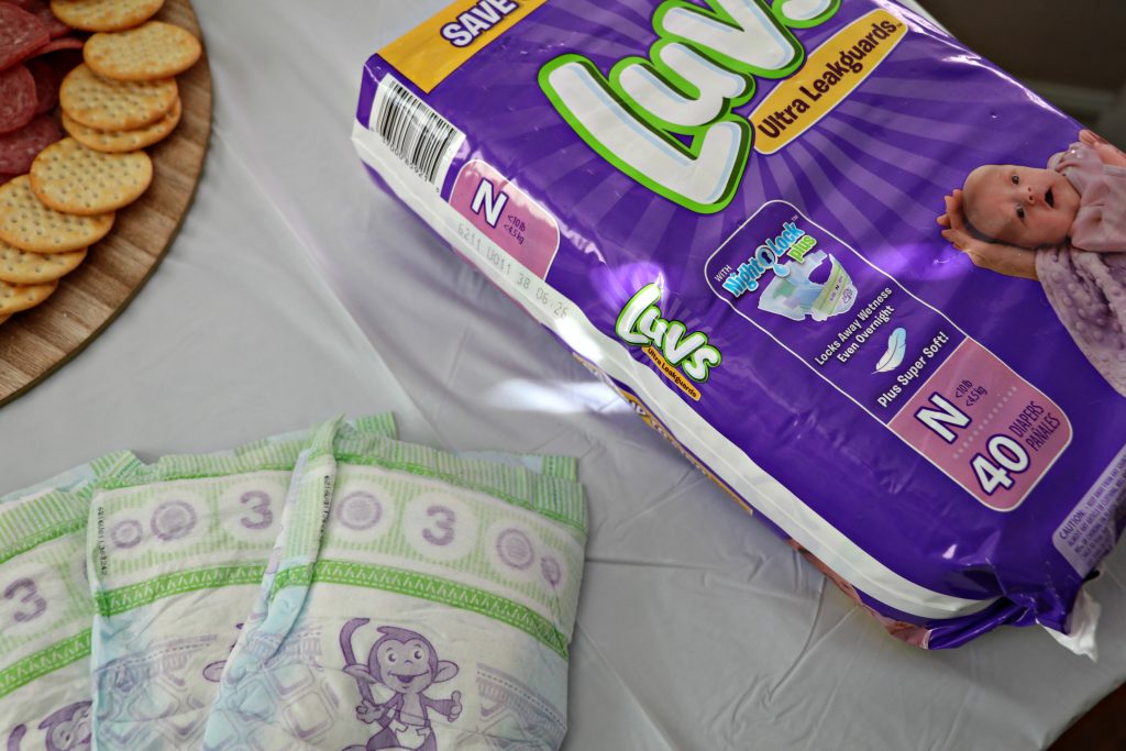 A Complete Review of Luvs Ultra Leakguards Diapers, Size 4, 160 Count